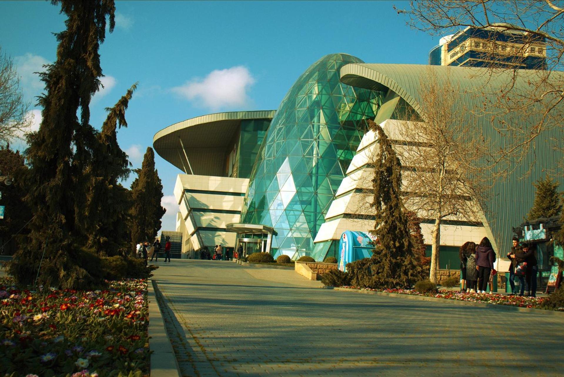 R Studios Old Baku Extérieur photo