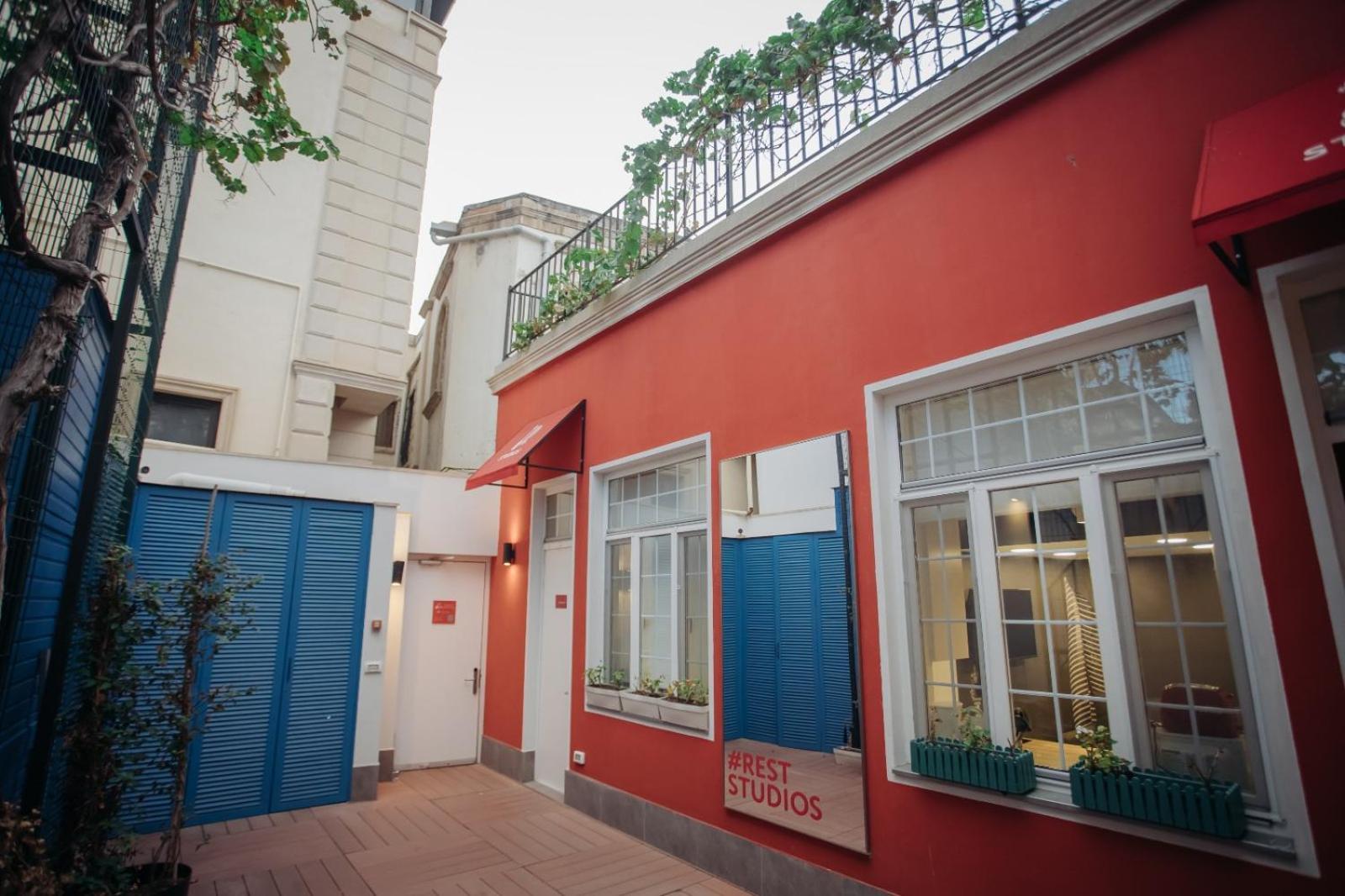 R Studios Old Baku Extérieur photo